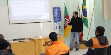 Sistemas de monitoramento das enchentes é tema da reunião dos municípios da microrregião do Vale do Taquari 