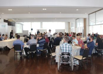Concessão de rodovias estaduais pauta reunião-almoço da Cacis