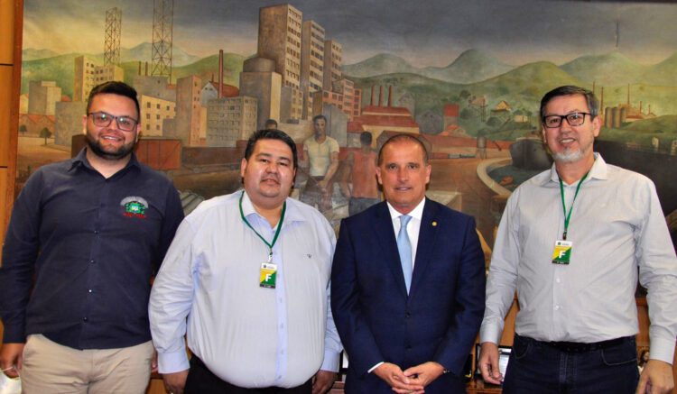 Comitiva de Bom Retiro do Sul mantém reunião com Ministros em Brasília