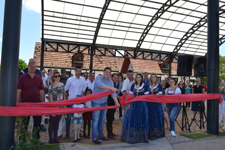 Arte na Rua, com inauguração da Rua Coberta, movimenta o Centro Administrativo