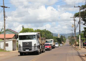 Assinado documento que conclui processo de transferência da ERS 421 de Conventos para Município de Lajeado