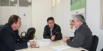 Estado pode ser parceiro para terraplanagem de Condomínio de Aves