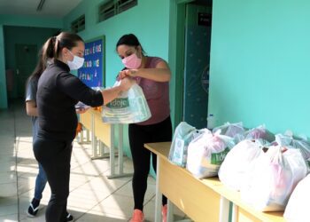 SMEC faz entrega de kits de alimentos na segunda-feira, dia 14