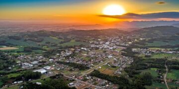 Município inicia coleta seletiva de lixo