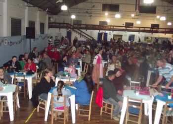 EMEF Ipiranga promove Noite da Família