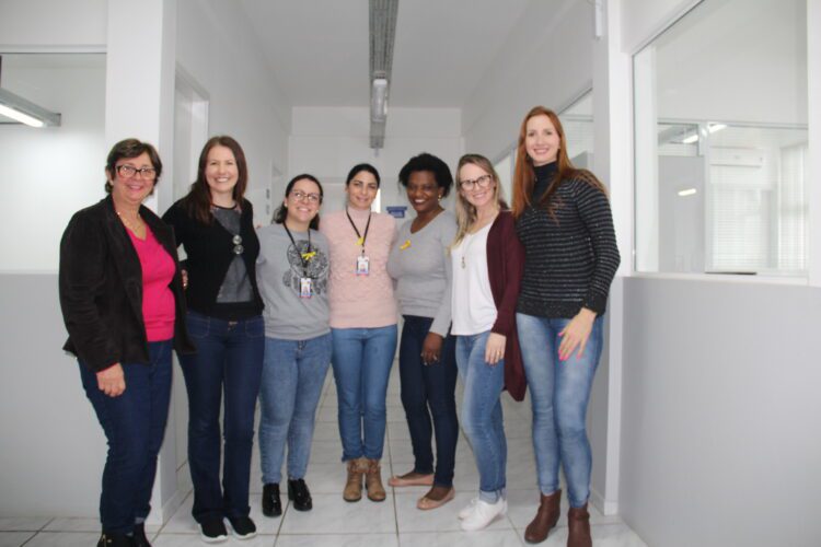 Prevenção ao suicídio é tema de encontro na Secretaria da Saúde de Estrela
