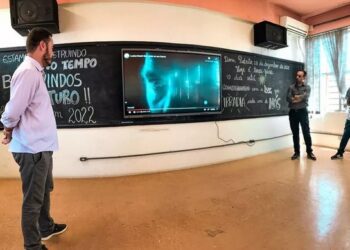 Municípios adquiriram 2,4 mil lousas digitais interativas via CONSISA