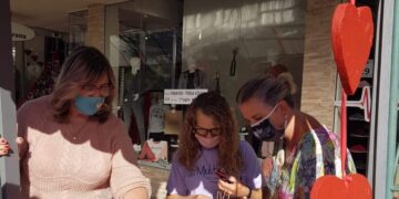 Tendas da cultura e distribuição de brindes marcarão Dia das Mães