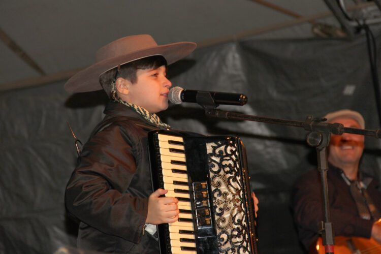 Thomas Machado encerra programação musical da Maifest 2018
