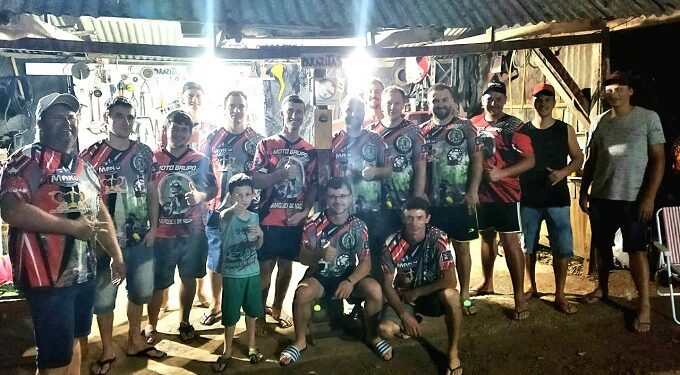 Parazitas promove encontro de trilheiros