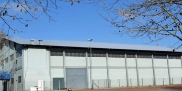 Ginásio Municipal de esportes recebe nova cobertura