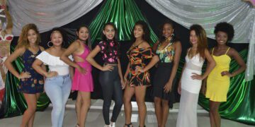 Oito disputam título de Mais Bela Negra