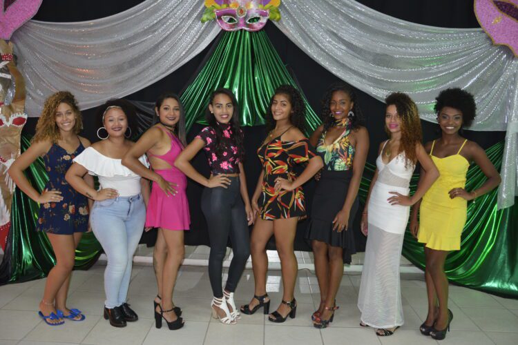 Oito disputam título de Mais Bela Negra