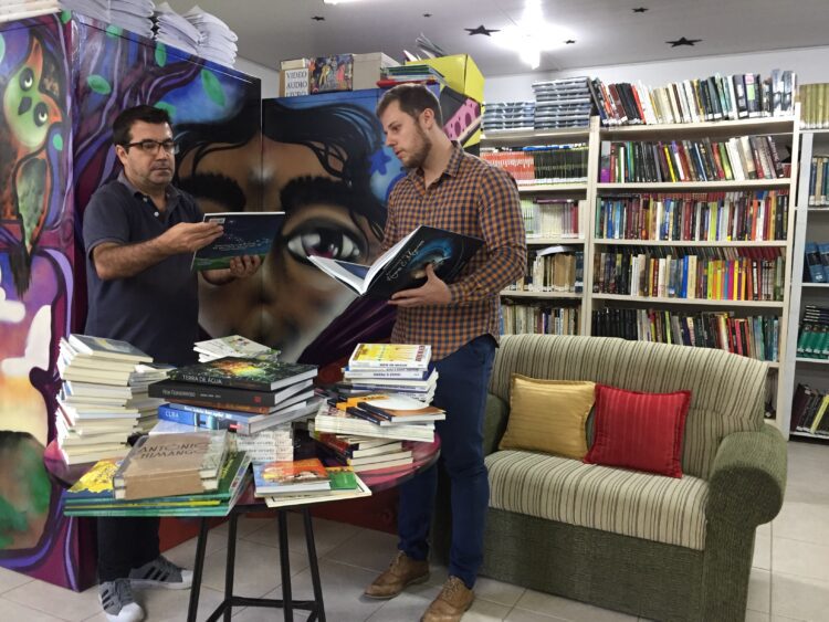 Biblioteca recebe incremento no acervo