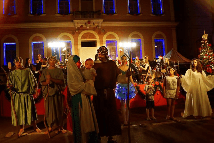 Auto de Natal com Grupo Vida e Luz e Coral Vocalize é atração deste sábado no Natal no Coração