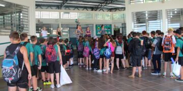 Cerca de 1,9 mil estudantes voltam às aulas na rede municipal de Estrela