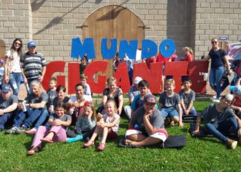 Usuários do CRAS prestigiam o Fantástico Caminho dos Contos