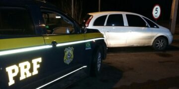 Carro com mais de R$ 11 mil em multas é abordado na BR-386