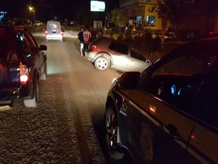 PRF prende motorista por direção perigosa, desobediência e embriaguez em Lajeado