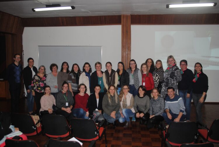 Educação de Encantado começa a construir sua base curricular personalizada