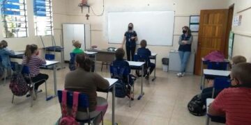 Município retoma aulas dos anos finais nesta quarta