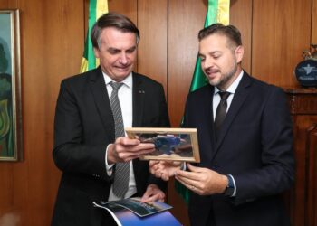 Jonas convida e Bolsonaro confirma presença na inauguração do Cristo Protetor