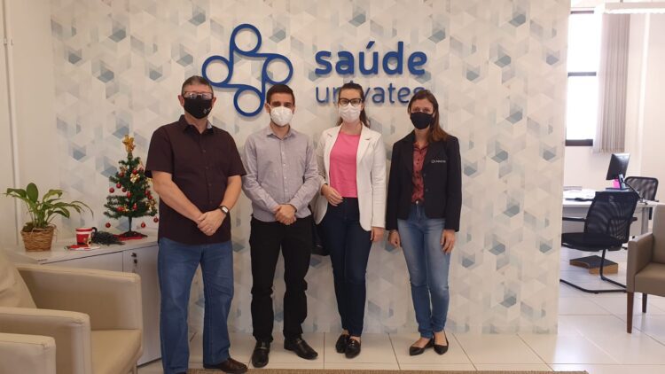 Prefeito e secretária visitam estrutura de saúde da Univates