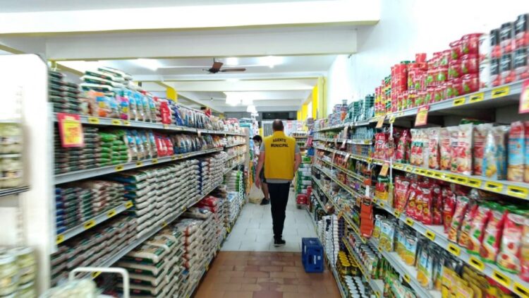 Encantado publica decreto regulamentando as atividades dos supermercados por senha
