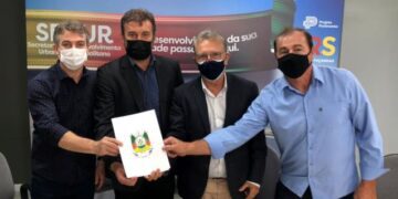 Prefeito Edmilson assina convênio de R$ 750 mil para pavimentação de ruas no São João
