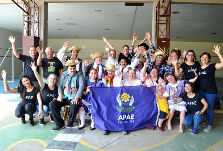 Lajeado conquista premiações no Festival Regional das APAES