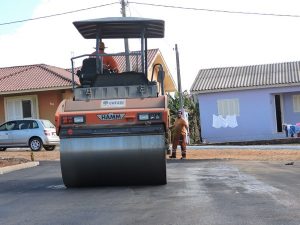 Ruas receberam asfalto (Foto: Divulgação)