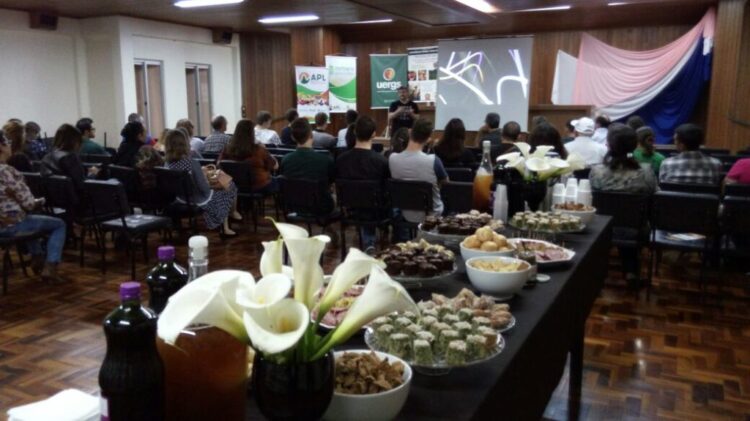 Seminário incentiva a mudança nos hábitos alimentares e a valorização dos pequenos produtores