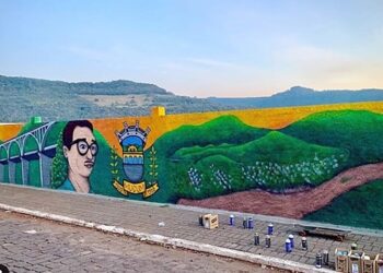Grafite em muros de empresa conta a história e enaltece a cultura de Muçum