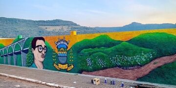 Grafite em muros de empresa conta a história e enaltece a cultura de Muçum