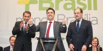 Salmo Dias assume a presidência da Famurs