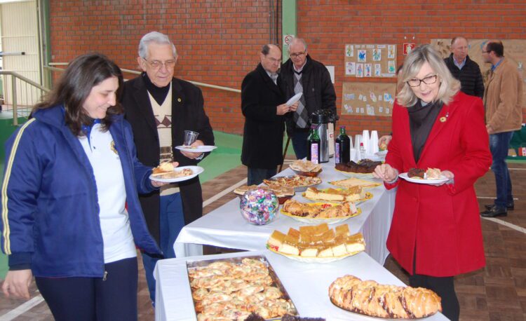 Café com Amigos recebe apoiadores