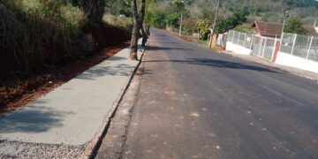 Rua João Rafael Azambuja recebe calçada de passeio