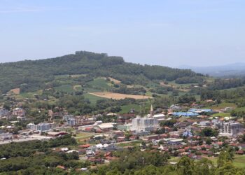 Prefeito anuncia a instalação de sistema de vídeo-monitoramento até novembro