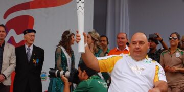 Encantado entra para a história da Tocha Olímpica