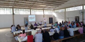 Encontro em Roca Sales celebra colheita na fruticultura