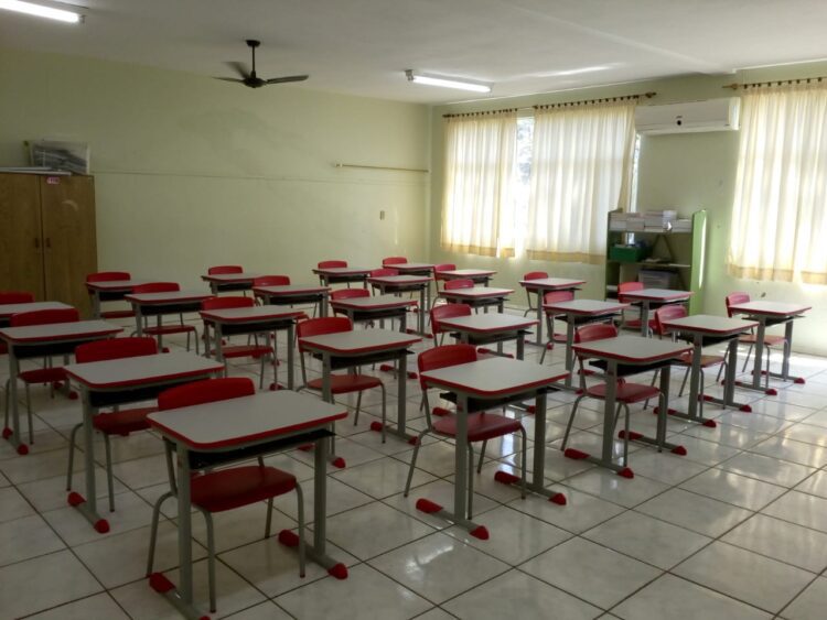 Alunos e professores terão mobiliário novo na volta às aulas em Lajeado