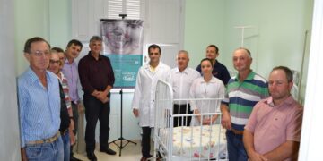 Hospital de Arvorezinha recebe berços do Criança Dália