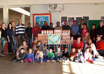 Projeto Criança Dália doa cinco mil litros de leite para Cruzeiro do Sul