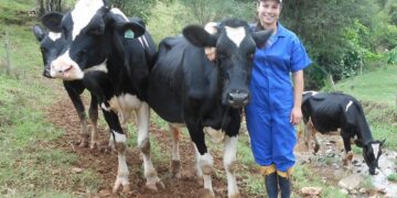 Jovem participante do Projeto Sucessão da Dália viajará ao Equador