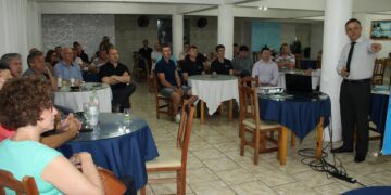 Comissão debate combate ao comércio ilegal em Cruzeiro do Sul