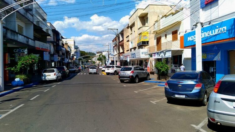 Comércio de Encantado poderá abrir nesta segunda-feira com capacidade máxima de 50%