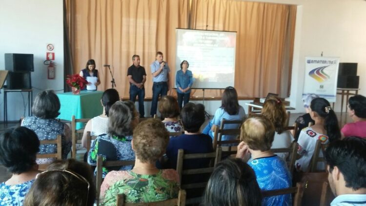Arvorezinha sedia Encontro Regional de Artesanato e Turismo Rural