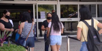 Enem digital será presencial e candidato deve levar caneta preta