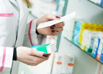 Prefeitura abre processo seletivo para contratação temporária de farmacêutico(a)