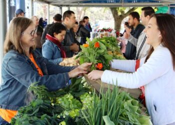 Feira estimula a alimentação saudável